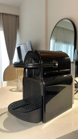 Nespresso Coffee Machine Full Black Premium