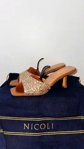 Nicoli heels