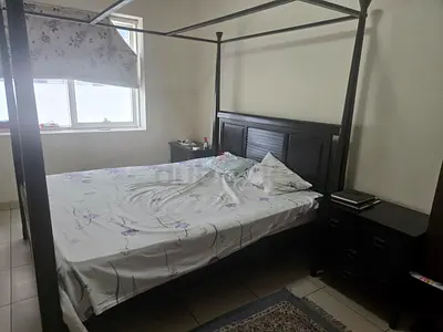 Dark Wood 4-Poster King  Bed with Matching 2 Nightstands