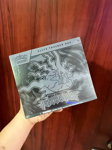 Pokemon TCG Pitch Black (Elite Trainer Box)