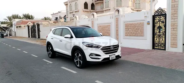 GCC Limited 4WD Full Option Tuscan, Excellent condition, Well Maintained and used by single expat.