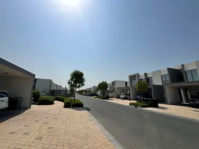 Private Garden | Spacious Layout | Single Row