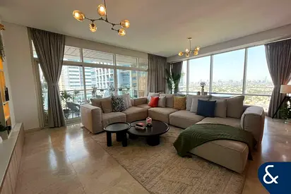 2 Bedrooms | Large layout | stunning views