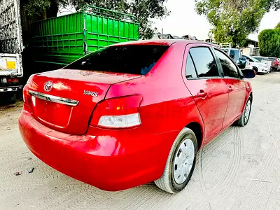 Reliable 2011 Toyota Yaris - Japanese Specs - Excellent Condition