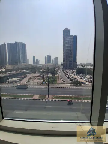 فرصة مميزه للاستثمار مكتب جاهز للاستثمار