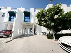 Luxurious | Beach Access | For Rent Out