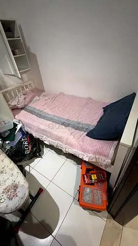 Free bed with matress