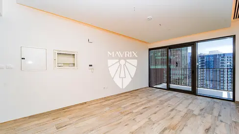Exclusive | Canal View | Mid Floor | Vacant