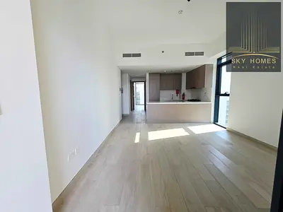LUXURIOUS 2BHK APARTMENT WITH KITCHEN APPLIANCES AVAILABLE RENT JUST 110K