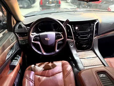 2018 Cadillac ESCALADE 缩略图 8