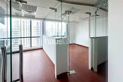 Fitted | Close To Metro | Unfurnished | Available