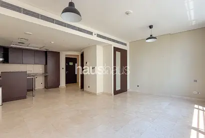 12 Cheques option | Spacious Studio | DIFC