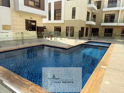 !! LIKE A NEW 5 BED VILLA !! MAID ROOM !! WITH POOL AND TERRACE