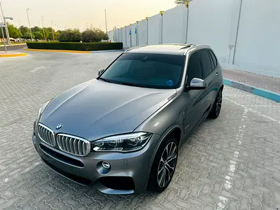 Urgent X5 X drive M kit model 2018 gulf orjinal paint low mileage very clean