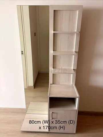 Dresser/Vanity with Mirror