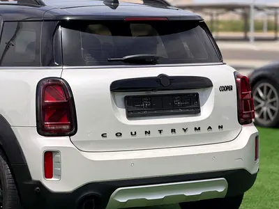 2023 MINI COUNTRYMAN photo 2