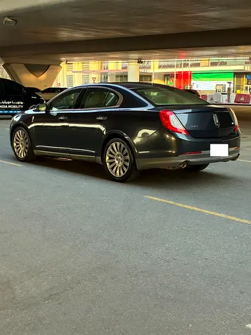 صورة 10 لـ 2014 Lincoln MKS