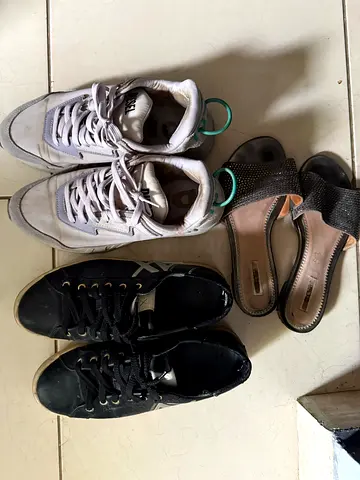 Used women shoes