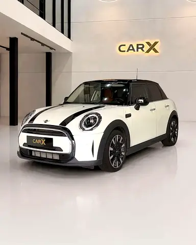 MINI Cooper | 2024 | GCC Specs | Low Mileage | Excellent Condition