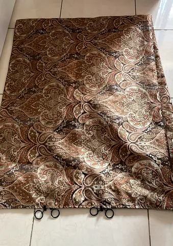 Curtain