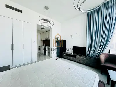 Fully Furnished - High Floor - Luxury Living!