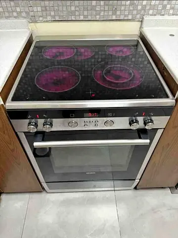 Siemens electric ceramic cooker 60x60cm