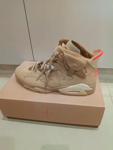 Air Jordan 6 Travis Scott