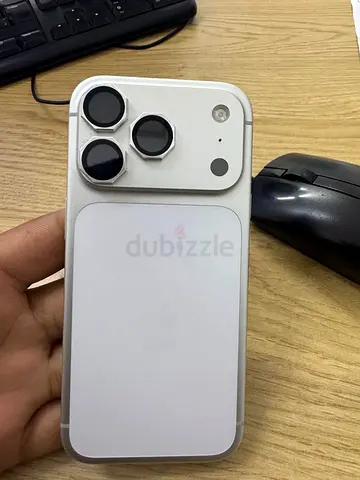 Iphone 17 pro 256gb with box