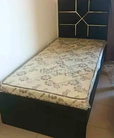 Bed Valvet Color Design New