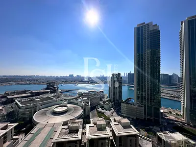 Prime Location | Balcony | Canal View