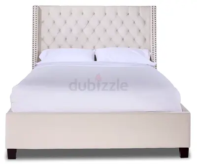 Chesterfield headboard king platform bed