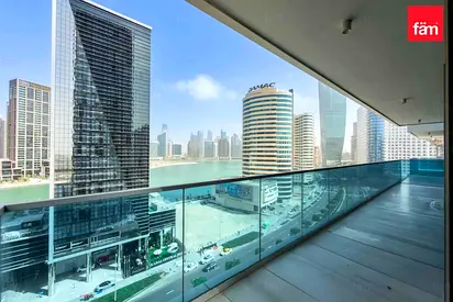 Burj Khalifa And Canal View | Best Layout