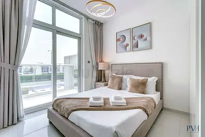 Chic 3BR Villa | Private Backyard | Damac Hills 2