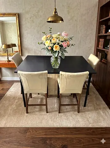 Kitchen table with 4 chairs