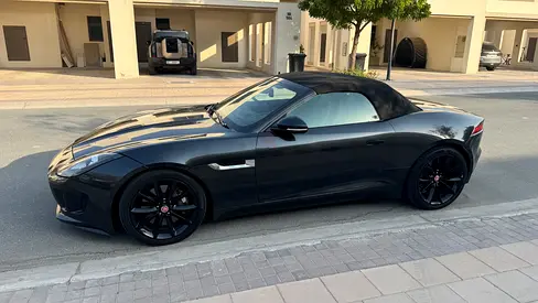 Stunning 2015 Jaguar F-Type Cabriolet | GCC Specs | Low Mileage