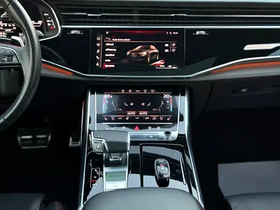 2021 AUDI RS Q8 photo 16