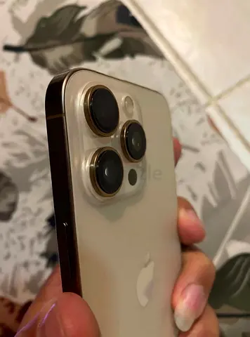 iPhone 16 Pro Max - Gold, excellent Condition, 256GB (Approx) - UAE
