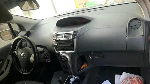 صورة 5 لـ 2011 Toyota YARIS