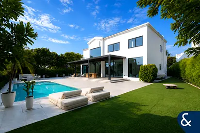 Fully Extended / Corner Plot / New Renovation