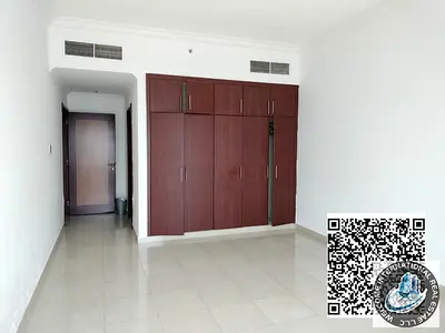 شقة فسيحة 1 غرفة نوم للإيجار في برج الفاتح / موقف سيارات / صالة ألعاب رياضية وحمام سباحة