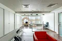 FITTED AREA I HIGH FLOOR I CANAL VIEW