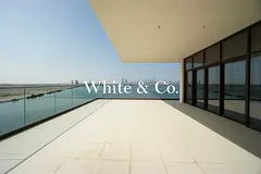 Huge Layout | Penthouse | Downtown Views
