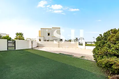 4BR | Largest Layout | Greenbelt | Close to School