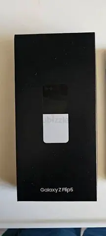 Samsung Galaxy Z Flip5 - Boxed (Black) - 256GB / 8 GB