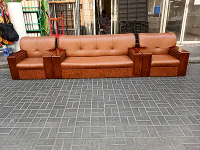 Large Brown Leather Sofa Set with Built-in Armrest Storage (3-seater + 2 single chairs)