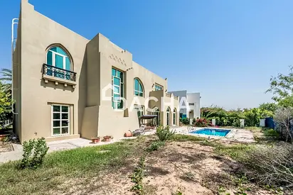 VASTU | EXTENDED | GREENERY BACKING | GARDEN HALL