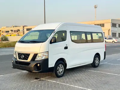 Nissan urvan mode 2019  Gcc 13seater free accident Single Owner