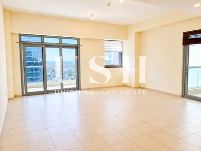Near Metro- Mall | Prime Location | Large Layout