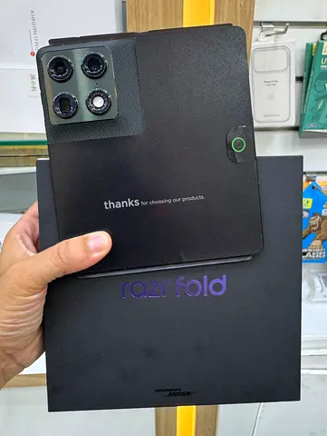 MOTOROLA RAZA FOLD 512GB STORAGE SAME LIKN NEW  TDR