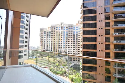 Luxury 1 Bedroom | Sea & Burj Al Arab View | Spacious Layout